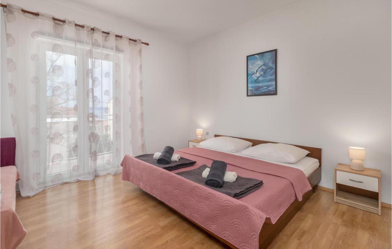 2 Bedroom Stunning Apartment In Novi Vinodolski Exterior foto
